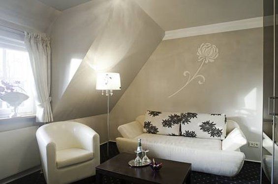 Amethyst Hotel Garni Lueneburg Deutsch Evern ภายนอก รูปภาพ
