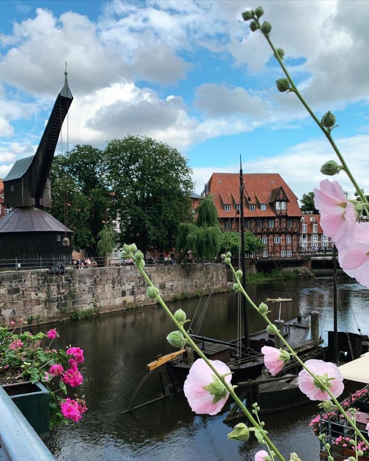 Amethyst Hotel Garni Lueneburg Deutsch Evern ภายนอก รูปภาพ