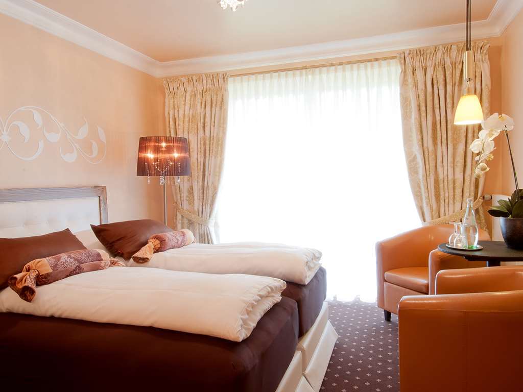Amethyst Hotel Garni Lueneburg Deutsch Evern ภายนอก รูปภาพ