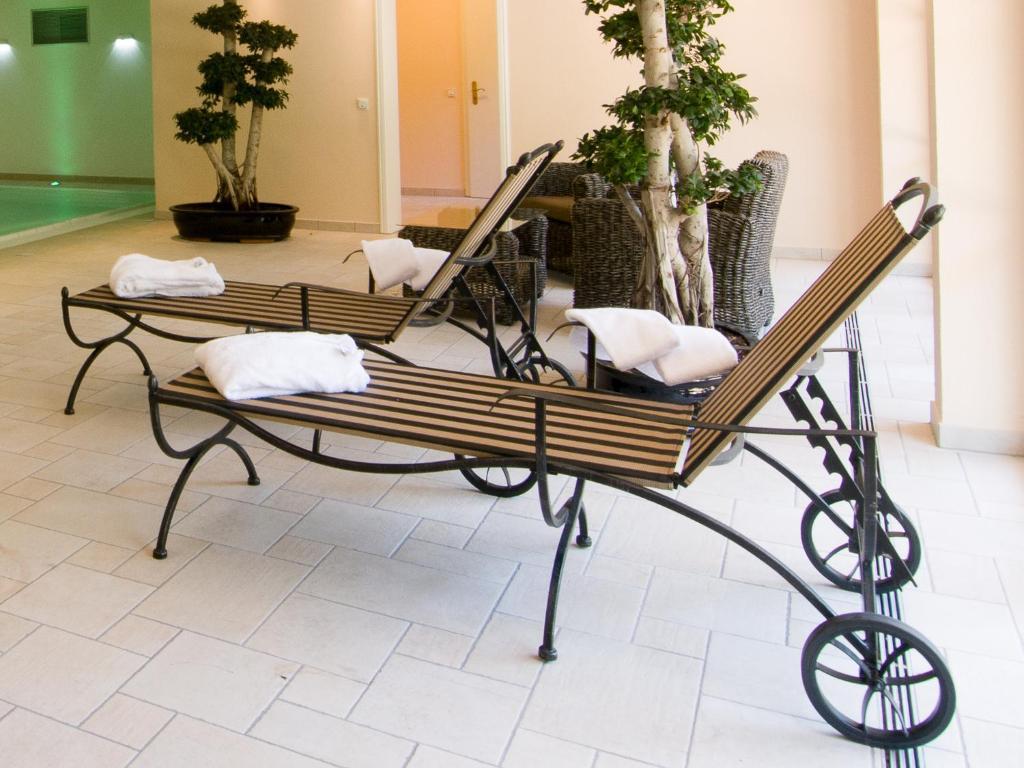 Amethyst Hotel Garni Lueneburg Deutsch Evern ภายนอก รูปภาพ